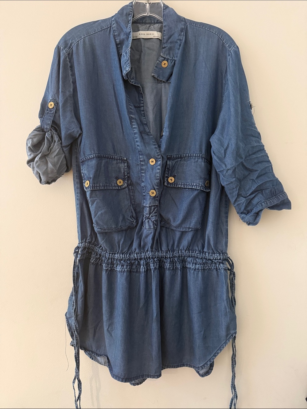 Zara Light Blue Chambray Button-Up Shirt
